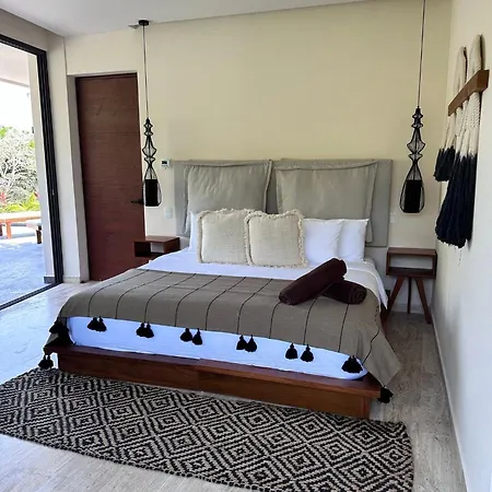 Casa Las Flores